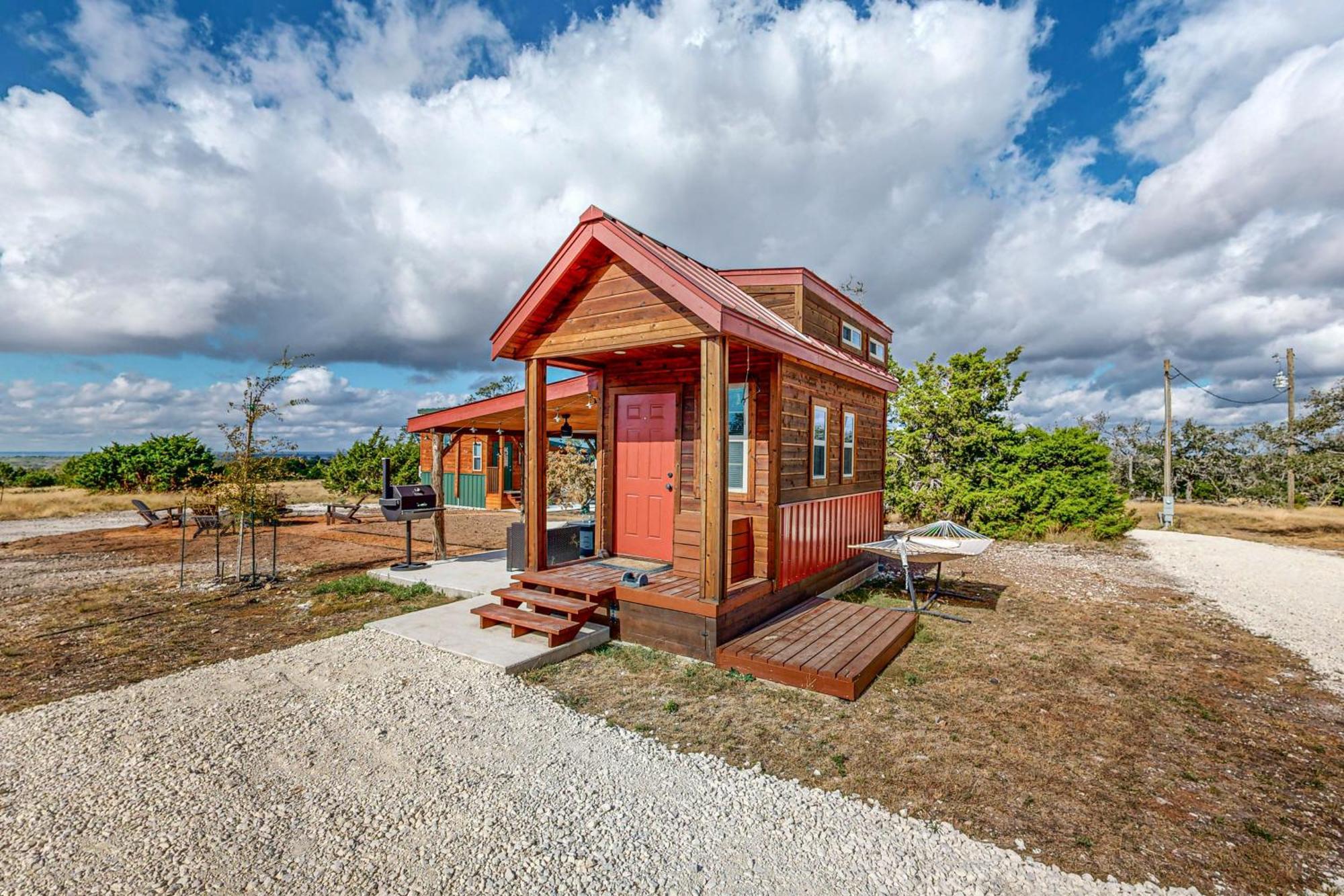 Red Cabin On The Ranch Harper المظهر الخارجي الصورة